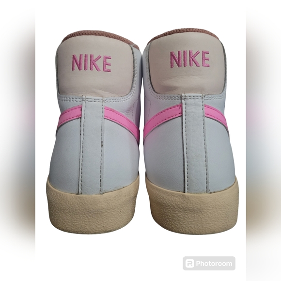 Nike blazer mid 77 ( Girls size 7y) - Picture 4 of 6